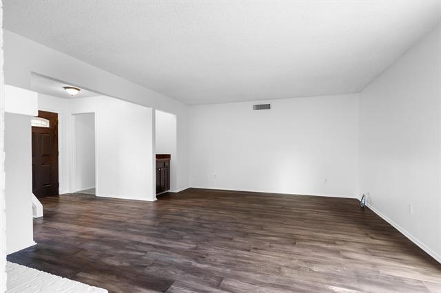 Building Photo - 222 Wildfire Dr