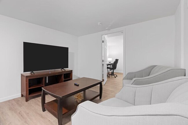 Foto del edificio - 6444 Wade Ave