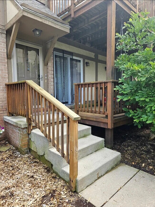 Foto del edificio - 44900 Bayview Dr