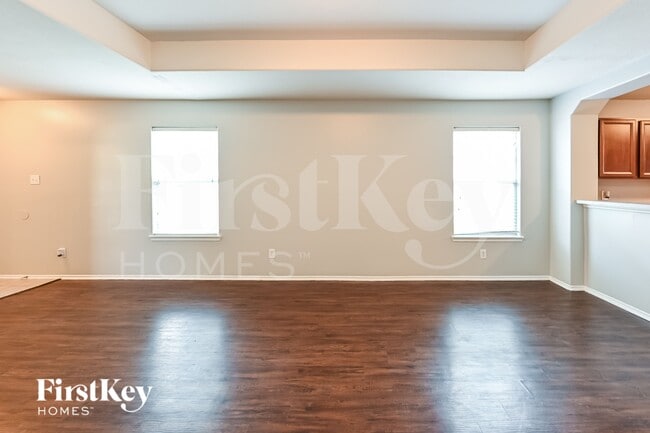 Foto del edificio - 19207 Desert Moon Dr