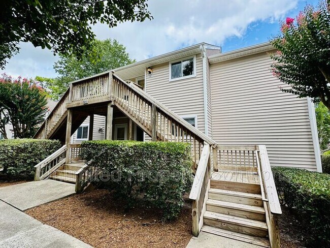 Building Photo - 5211 Lapaloma Ct