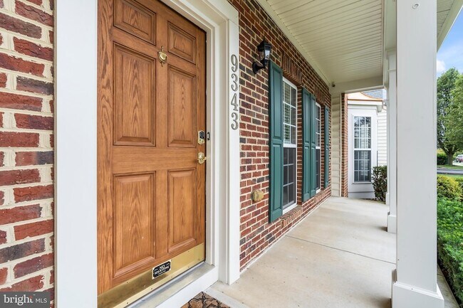 Building Photo - 9343 Morning Walk Dr