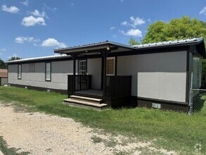 Building Photo - 107 Scenic Valley Rd