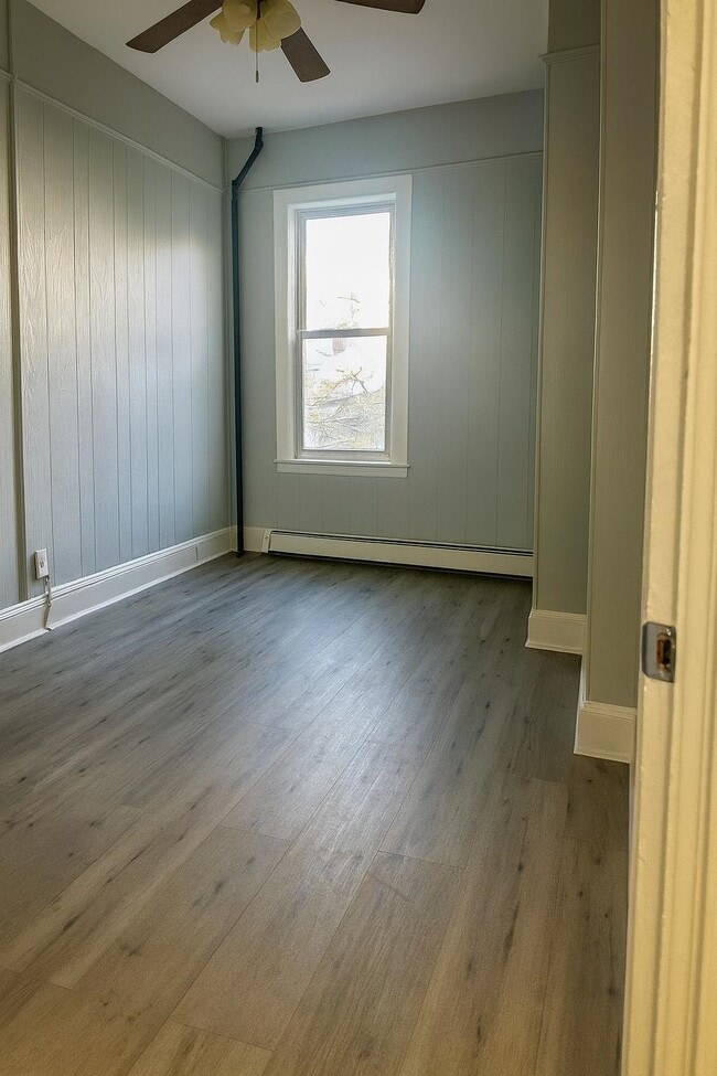 Building Photo - 164 Grant Ave