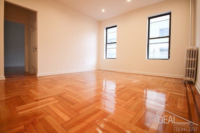 Foto del edificio - 537 Clinton Ave