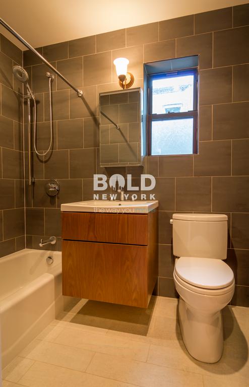 Building Photo - 262 W 15th St
