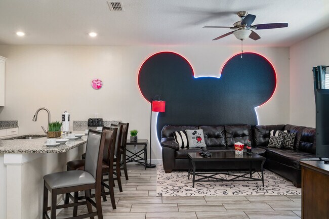 Foto del edificio - 4806 Brier Rose Ln