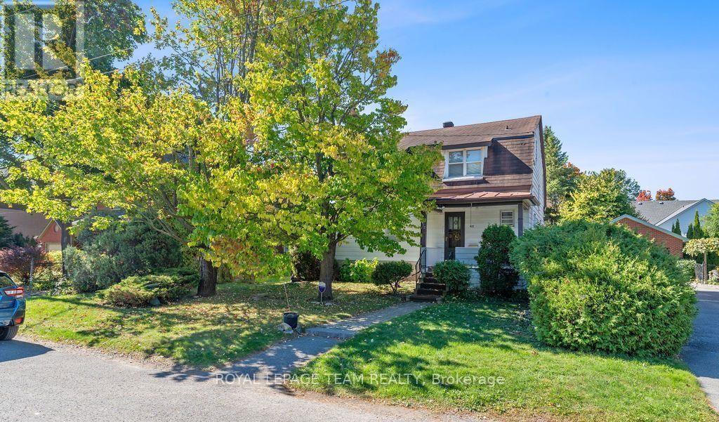 Photo principale - 472 Edison Ave