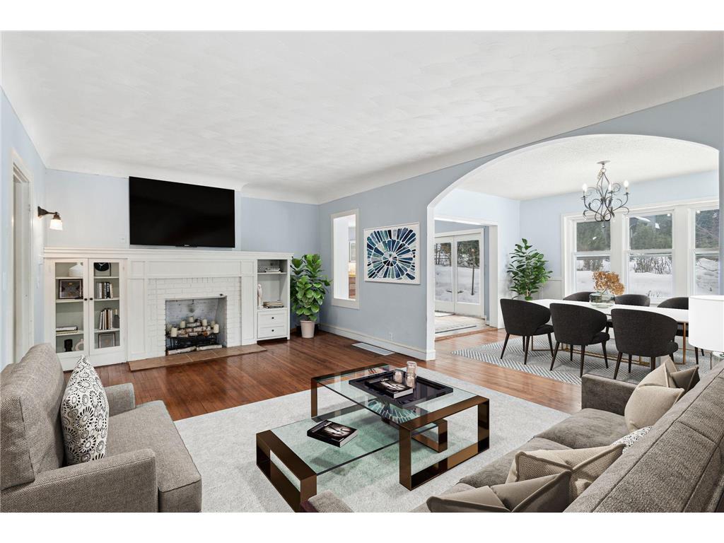 Primary Photo - 1238 N Warner Ave