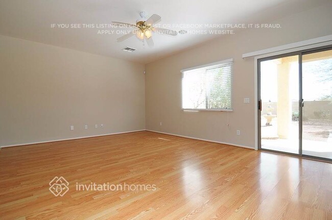 Foto del edificio - 3645 W Jacksonville Dr