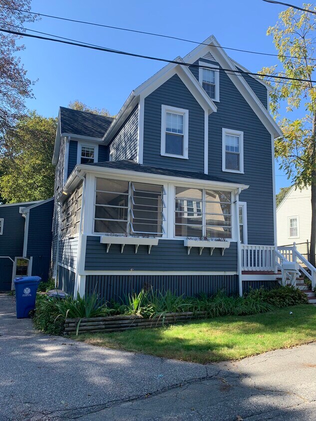 5 Findlay St, Wakefield, MA 01880 House Rental in Wakefield, MA