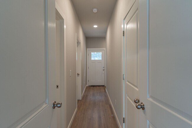 Building Photo - Brand New 2 BR Townhomes Coming July 2025