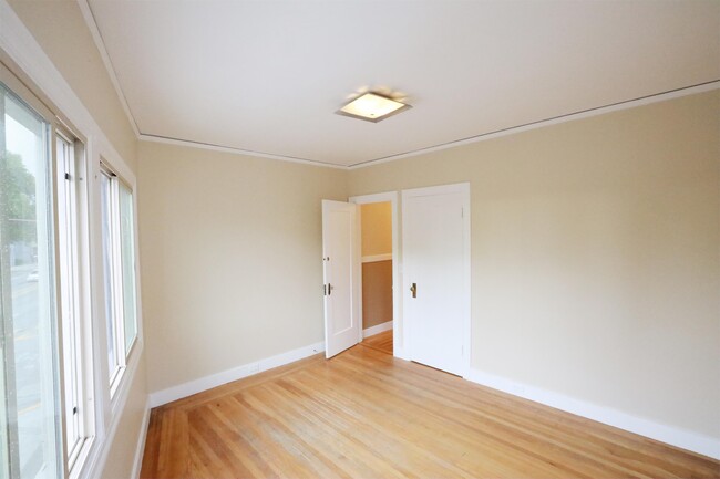 Foto del edificio - 2803 Telegraph Ave