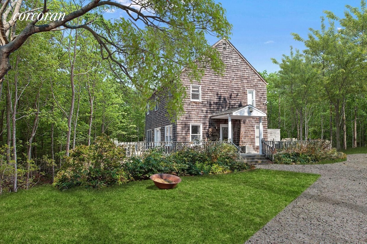 Primary Photo - 850 Old Sag Harbor Rd
