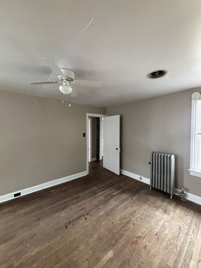 Building Photo - 154 E Liberty St