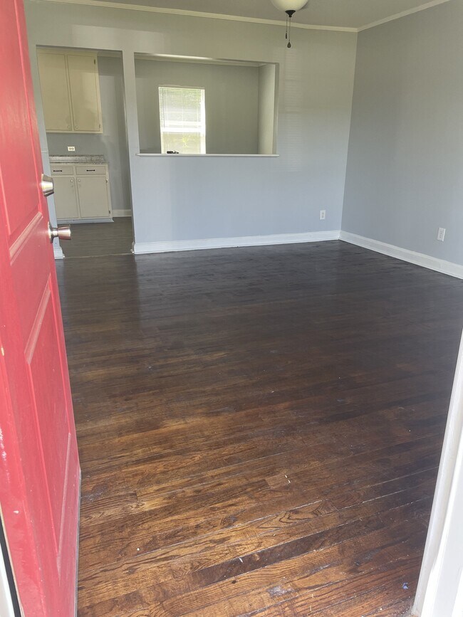 Building Photo - 2520 Adonis Ave