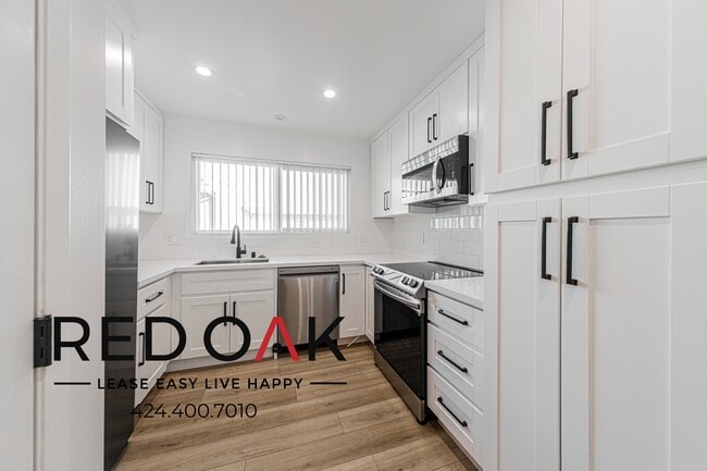 Foto del edificio - 18545 Clark St