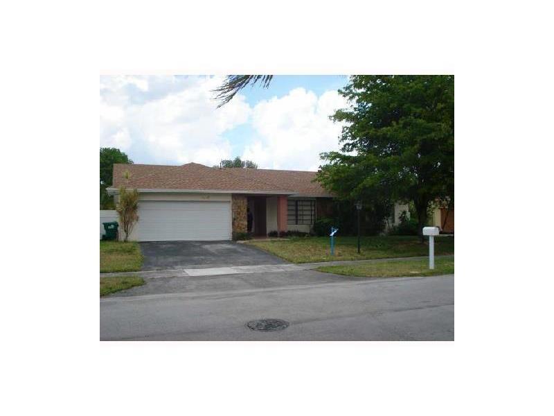 Primary Photo - 9525 SW 118th Ct