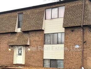 Building Photo - 11 Kensington Heights Rd