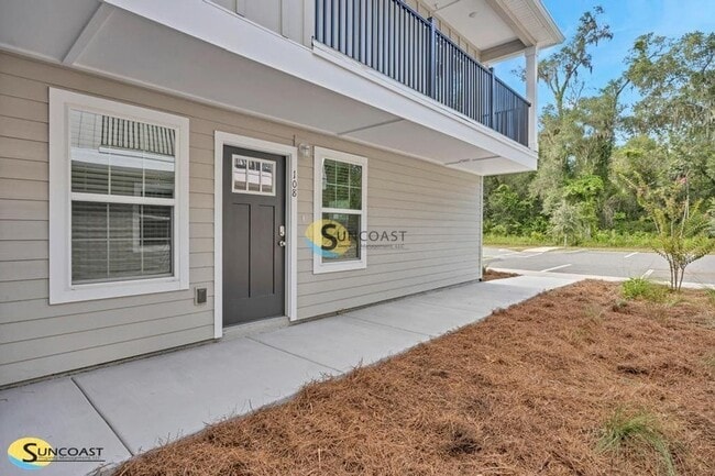 Building Photo - 3821 SW 43rd Ct