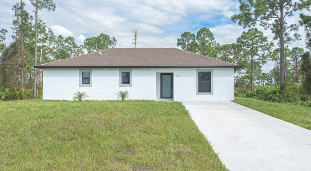 Foto principal - 619 Summit Ave S