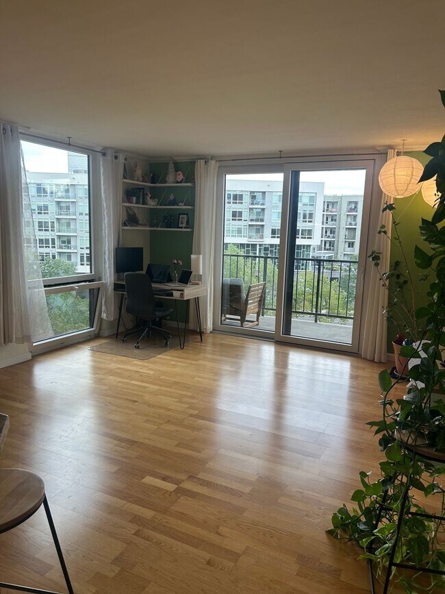 Foto del edificio - 1301 N Speer Blvd