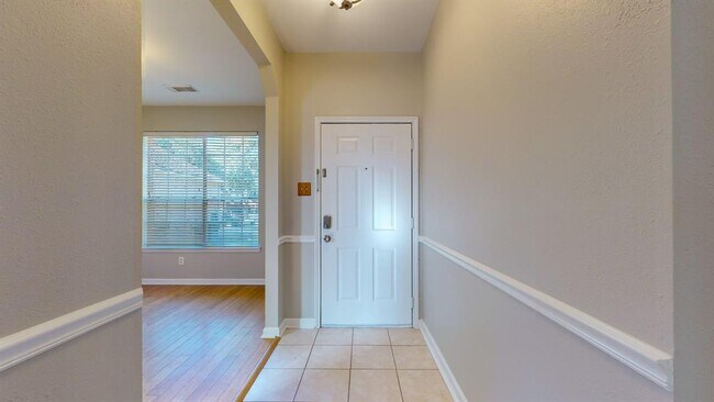 Building Photo - 907 Morley Park Ln