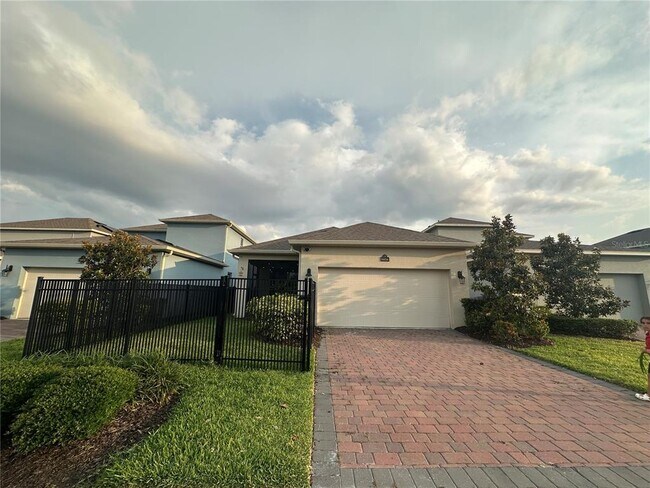 Foto del edificio - 16856 Oakboro St