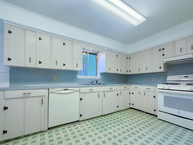 Foto del edificio - 6911 W 42nd St