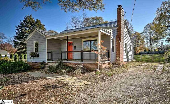 Building Photo - 122 Prescott St