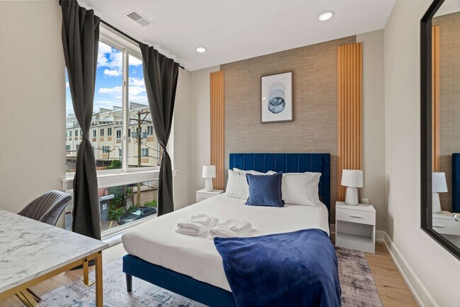 Building Photo - 626 N Delaware Ave