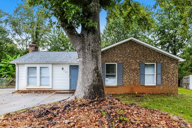 Building Photo - 6636 Piney Path Rd