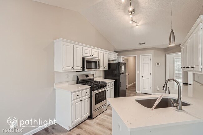 Building Photo - 4 br, 2 bath House - 1820 Fort Daniels Tra...