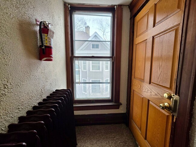 Foto del edificio - 2109 Washington Ave