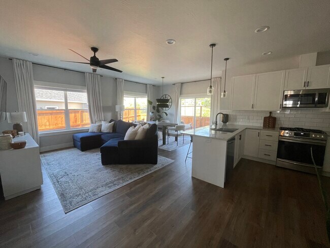 Building Photo - 2586 Tiffin Way