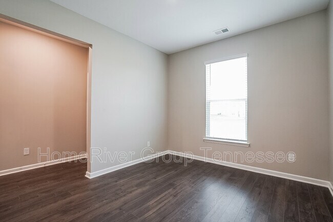Building Photo - 3001 Apiary Ct