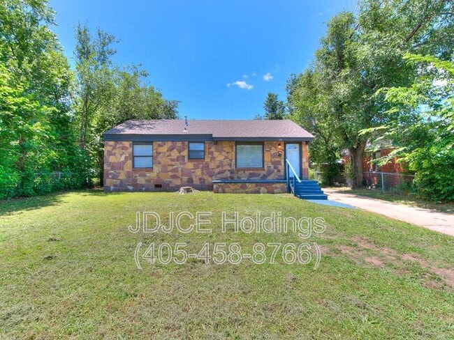 Photo - 422 Wilson Dr House