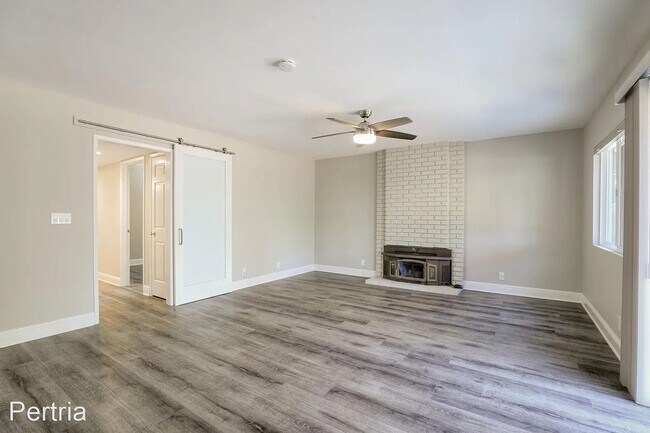 Foto del edificio - 4 br, 3 bath House - 649 Litton Court