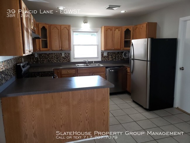 Building Photo - 39 Placid Ln