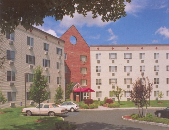 Foto principal - Sycamore Crest 55+ Senior Apartments