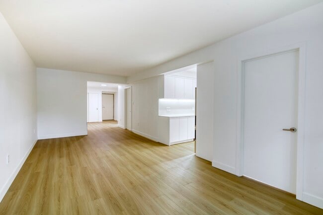 Photo du bâtiment - 10 Rosemount