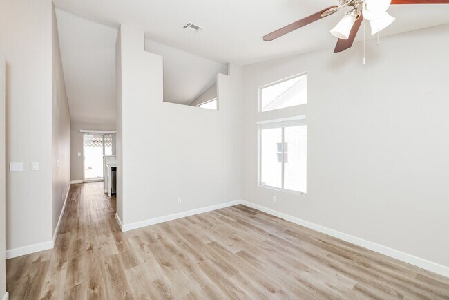 Foto del edificio - 3639 Covewick Dr
