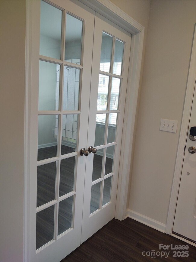 Building Photo - 4049 Whipcord Dr