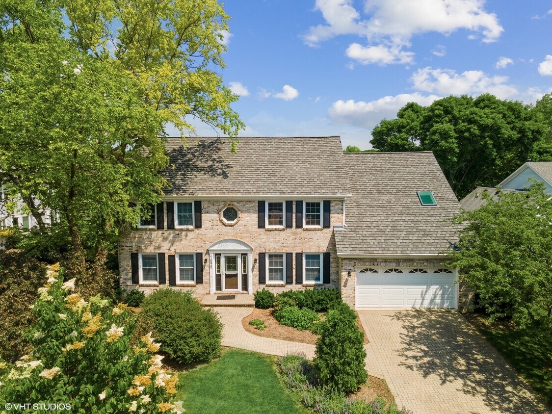 Primary Photo - 1095 Pomona Ct