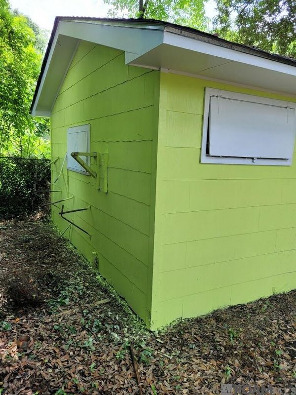 Foto del edificio - 3567 CHARLES