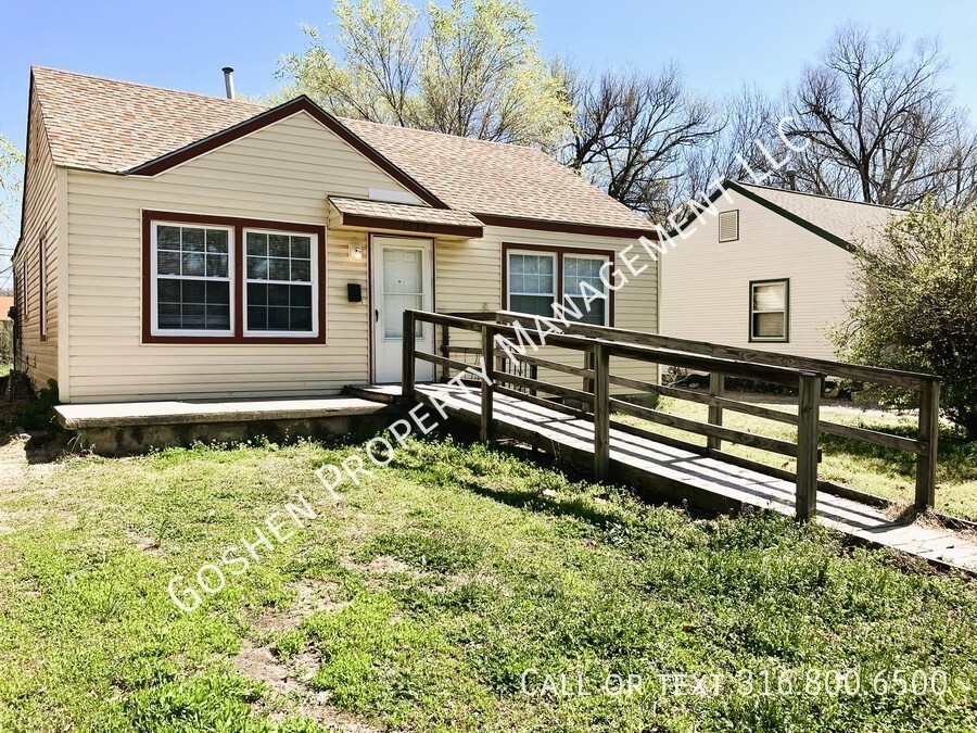 Primary Photo - RENT WITH OPTION TO PURCHASE HOME