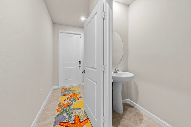 Foto del edificio - 5731 SE Edgewater Cir