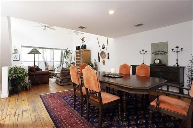 Foto del edificio - 5218 Blossom St