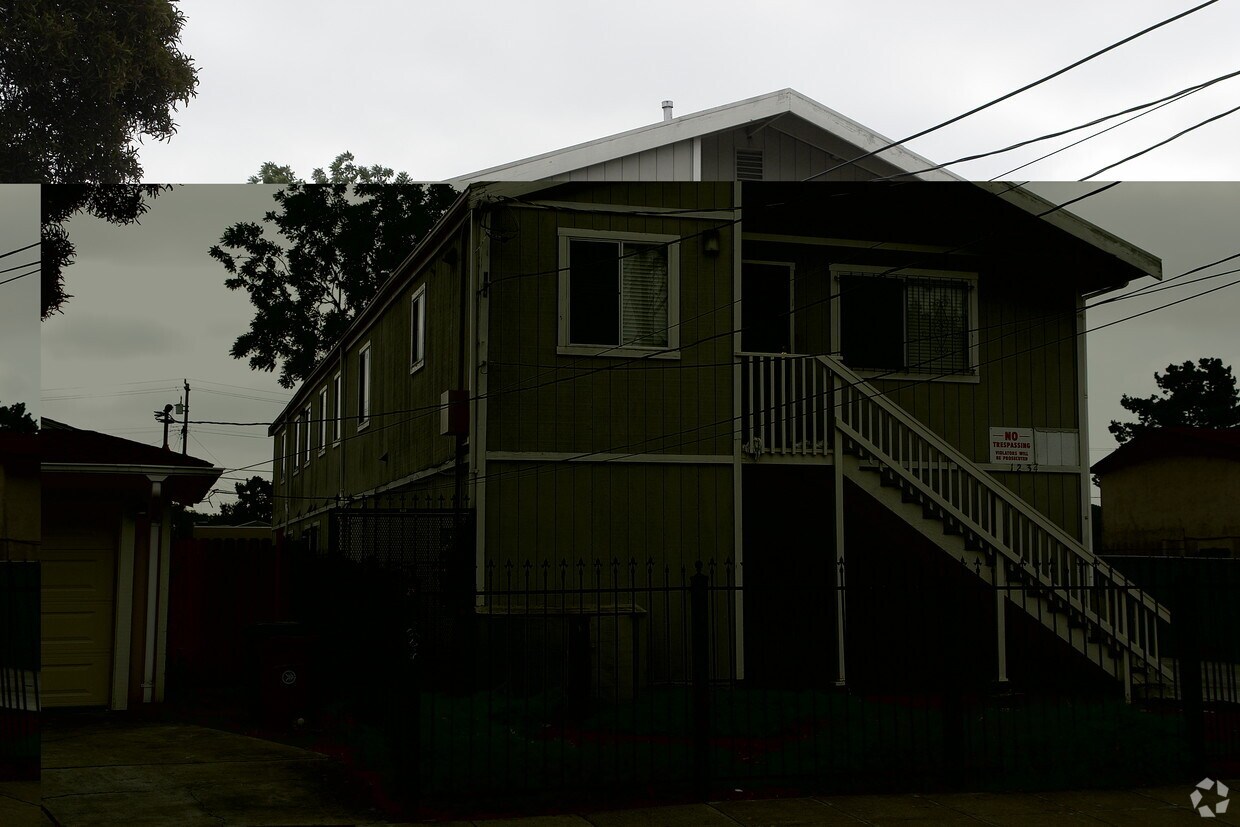 Building Photo - 1234 80th Ave
