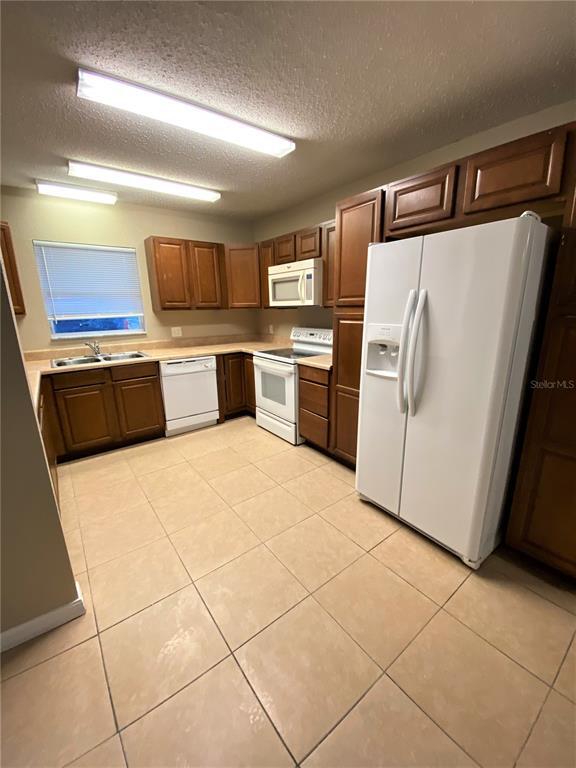 Foto del edificio - 2431 NW 4th Terrace